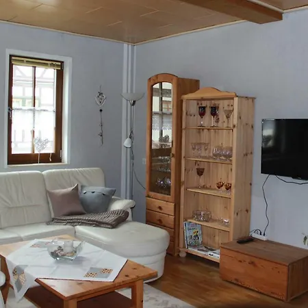Ferienwohnung Schwarz Apartment *