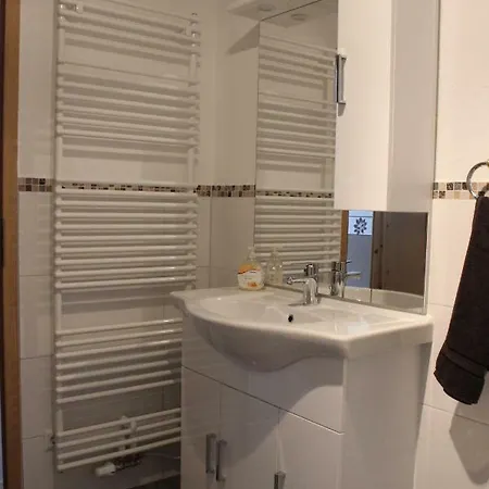 Ferienwohnung Schwarz *