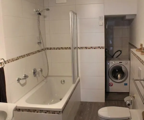 Schwarz Appartement *